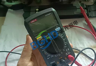 福禄克8846A高精度数字万用表维修案例