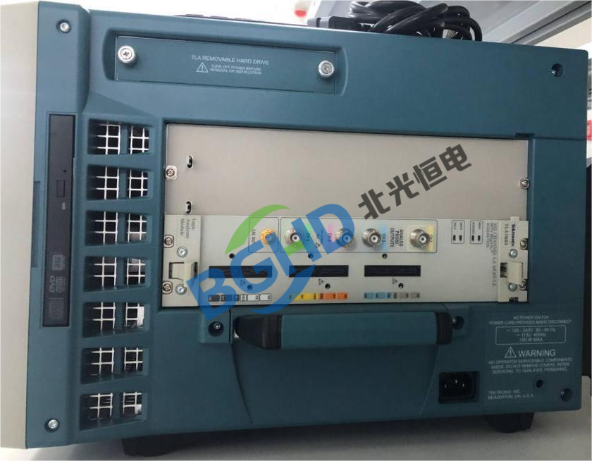 泰克 Tektronix TLA7012 逻辑分析仪维修案例