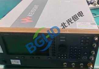 是德科技E8257D射频信号源开机黑屏故障维修案例