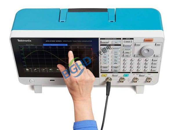 （Tektronix）泰克AFG/AWG信号发生器维修